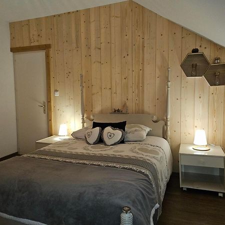 Gite Eglantine 2 A 6 Personnes Avec Spa Et Salle De Jeux Dans La Residence ヴォントロン エクステリア 写真