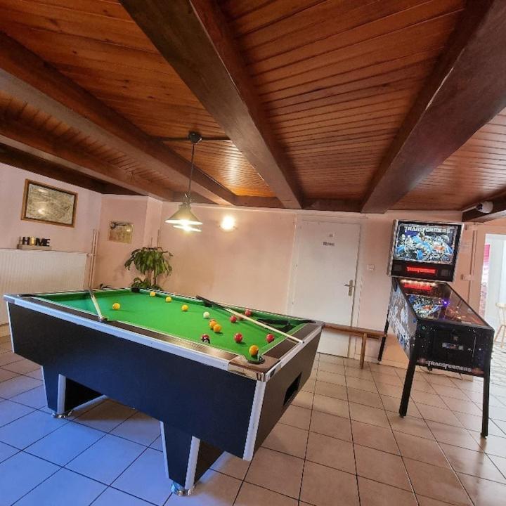 Gite Eglantine 2 A 6 Personnes Avec Spa Et Salle De Jeux Dans La Residence ヴォントロン エクステリア 写真
