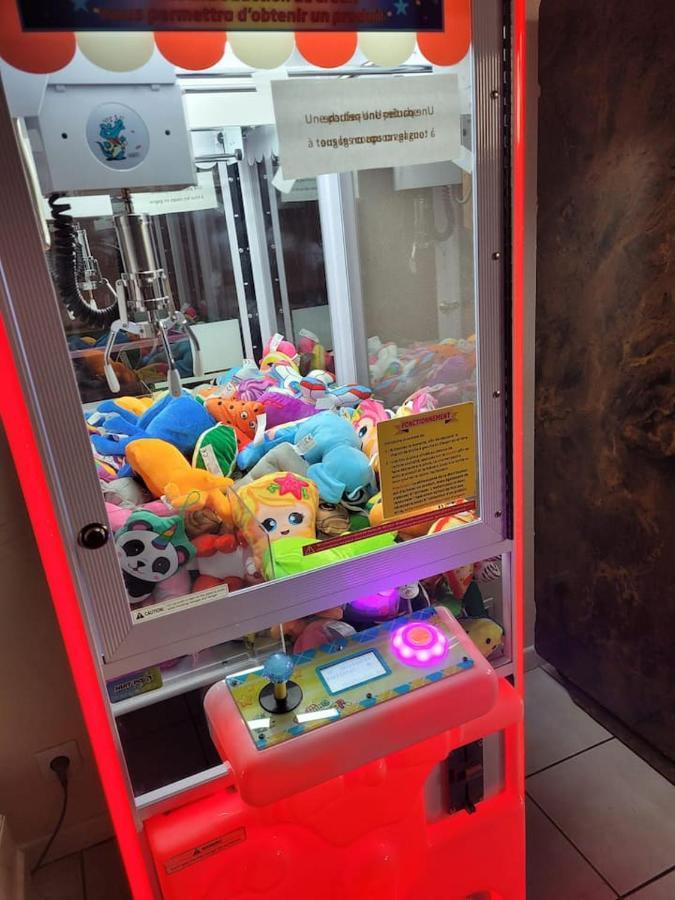 Gite Eglantine 2 A 6 Personnes Avec Spa Et Salle De Jeux Dans La Residence ヴォントロン エクステリア 写真