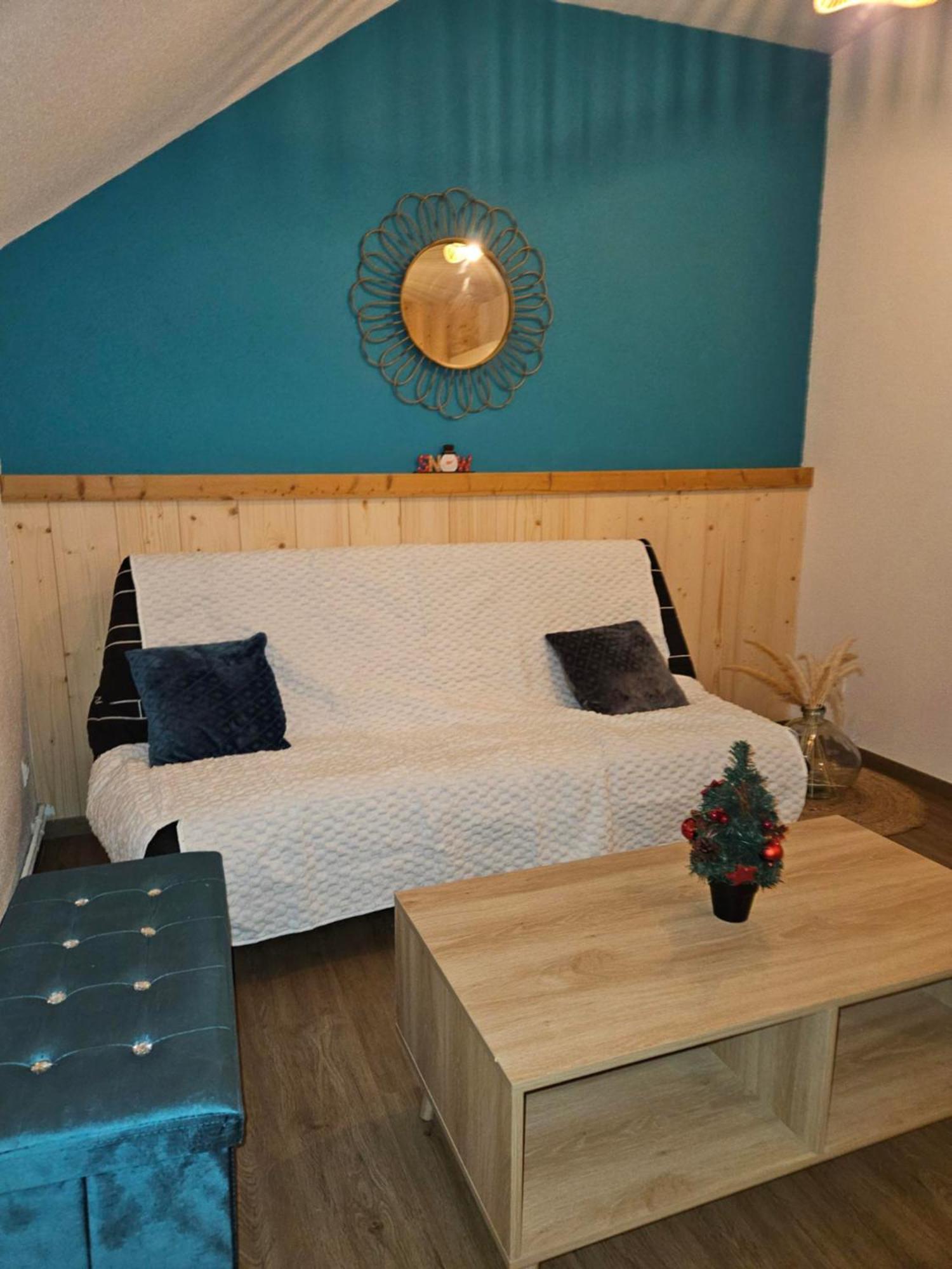 Gite Eglantine 2 A 6 Personnes Avec Spa Et Salle De Jeux Dans La Residence ヴォントロン エクステリア 写真